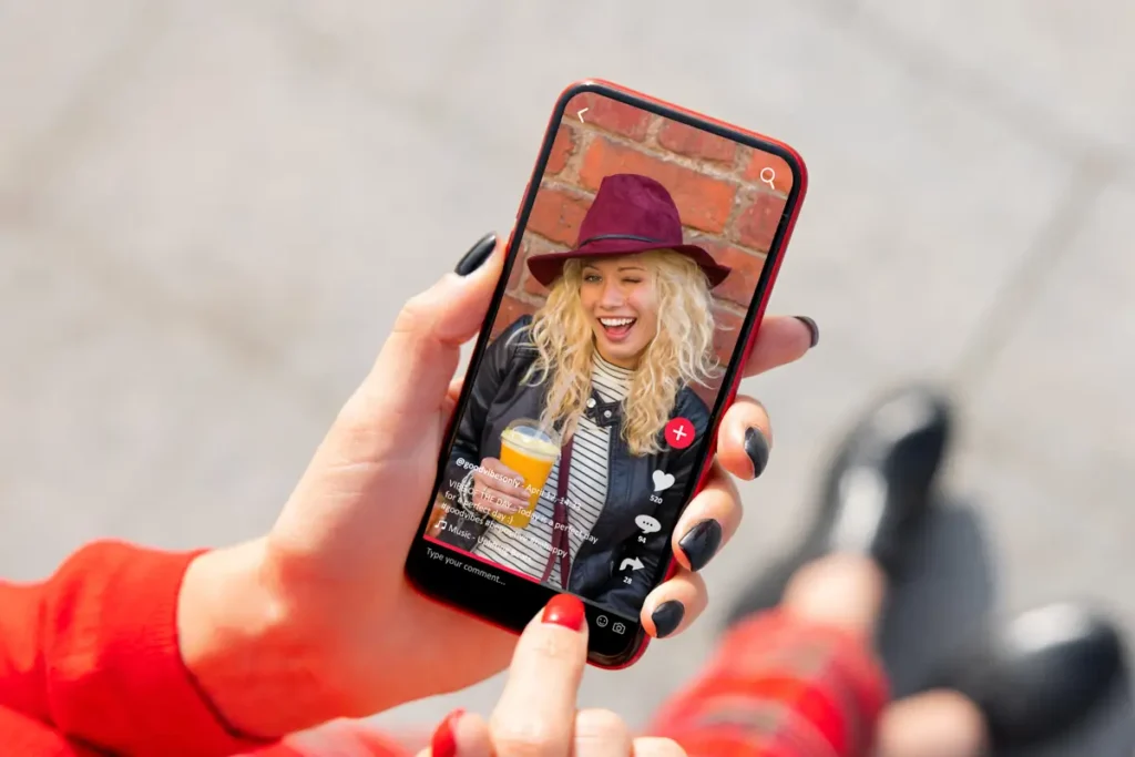 Foto von Handy. Social Media